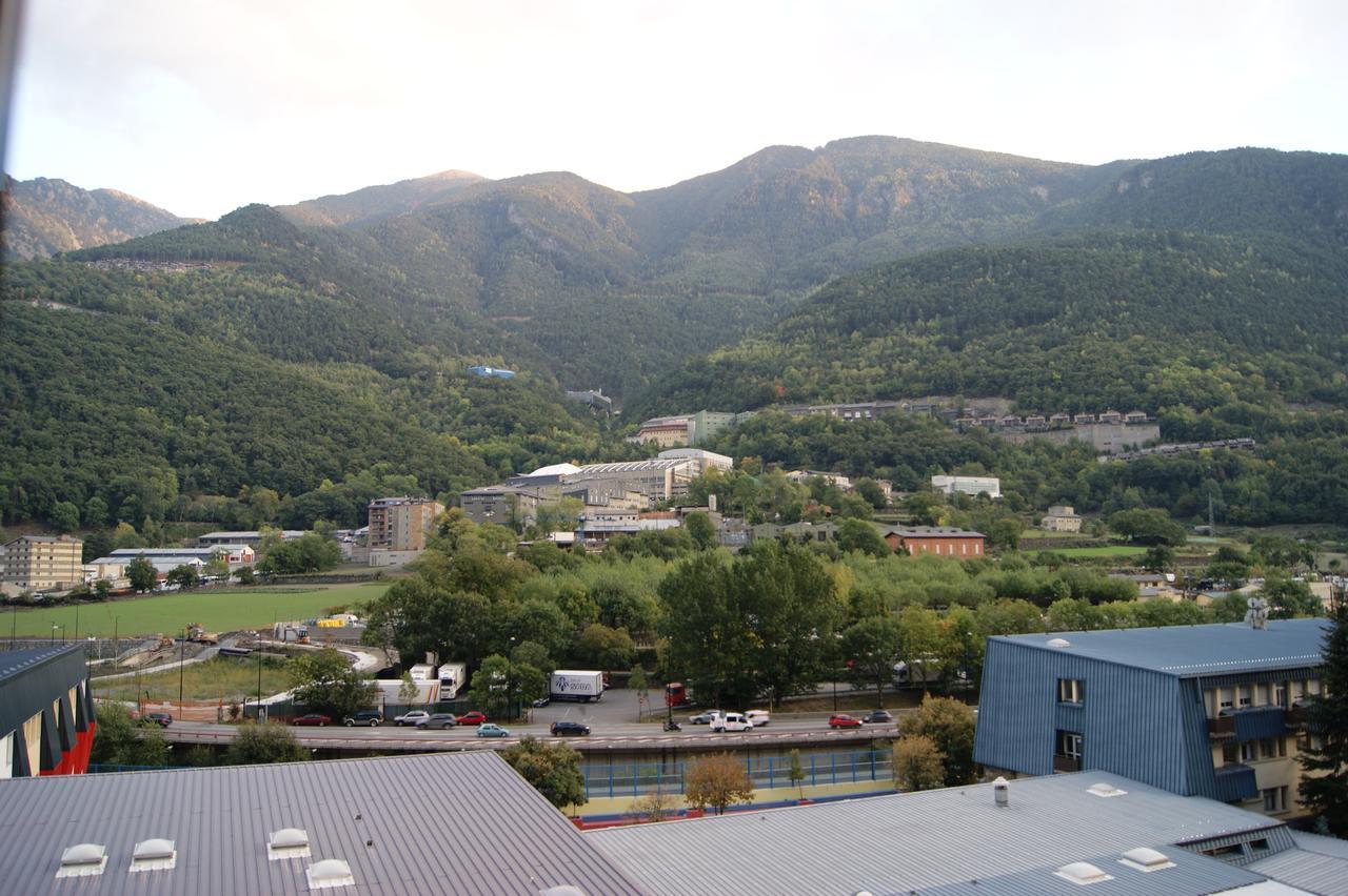 Hotel Font Del Marge Andorra la Vella Exterior photo