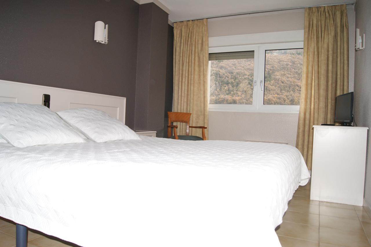 Hotel Font Del Marge Andorra la Vella Exterior photo