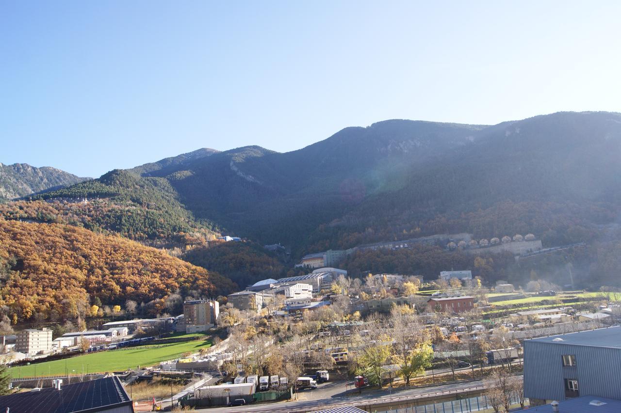 Hotel Font Del Marge Andorra la Vella Exterior photo